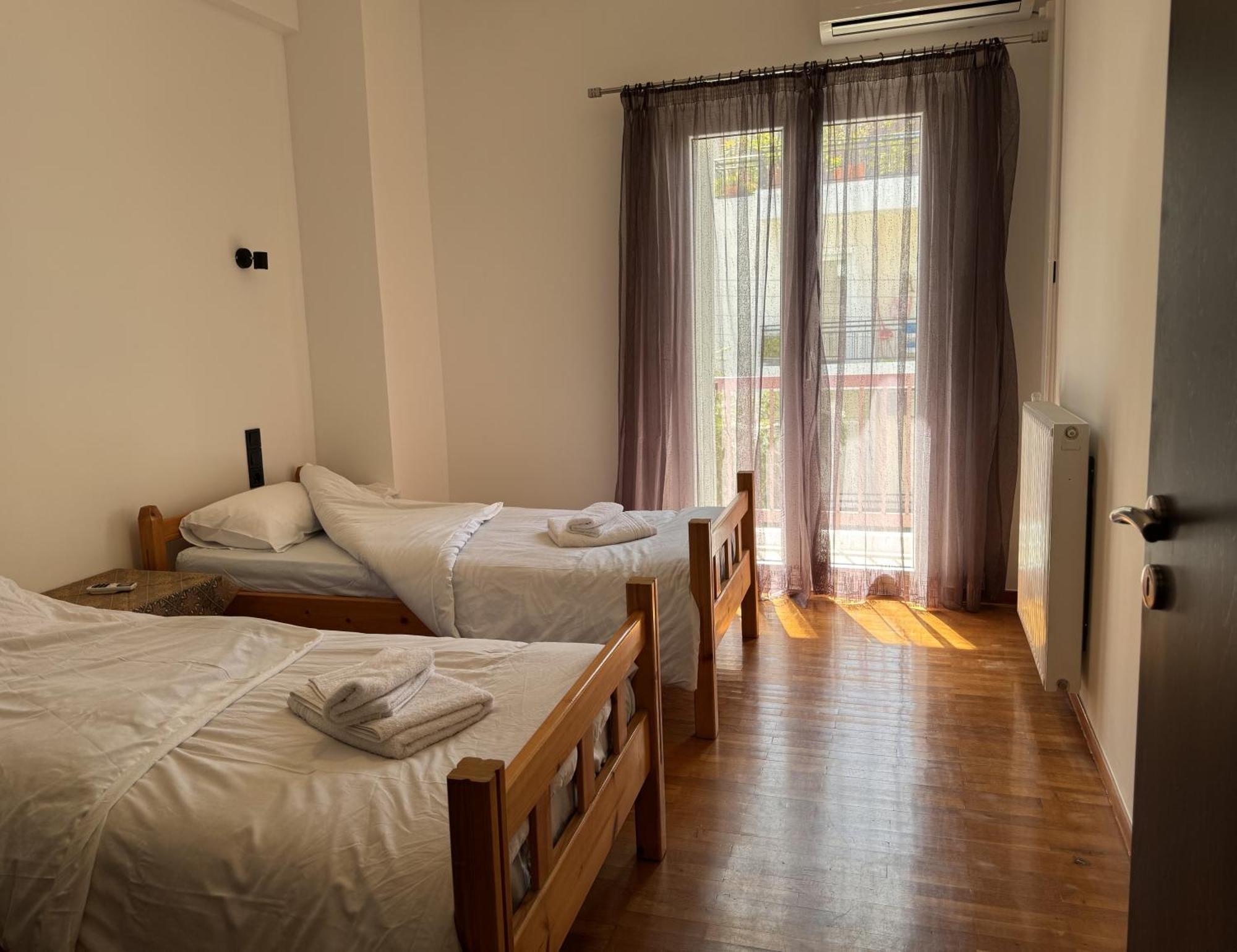 Navaro Apartments باترا المظهر الخارجي الصورة