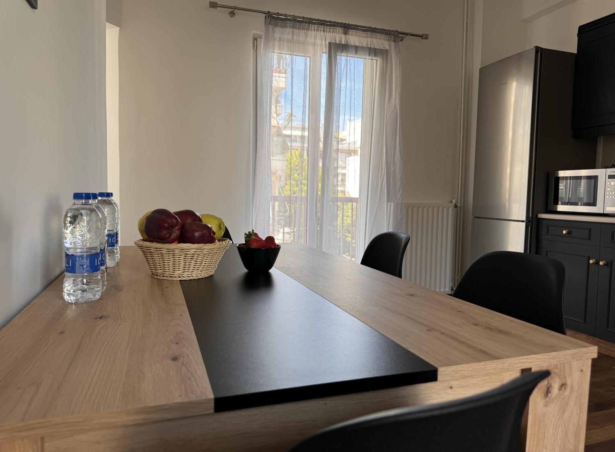 Navaro Apartments باترا المظهر الخارجي الصورة