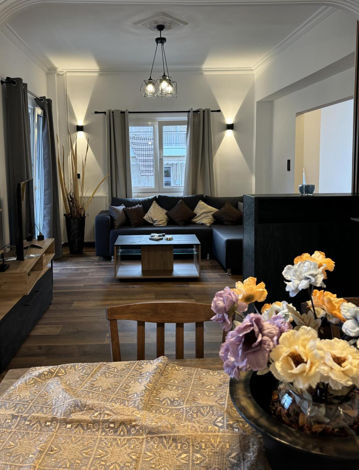 Navaro Apartments باترا المظهر الخارجي الصورة