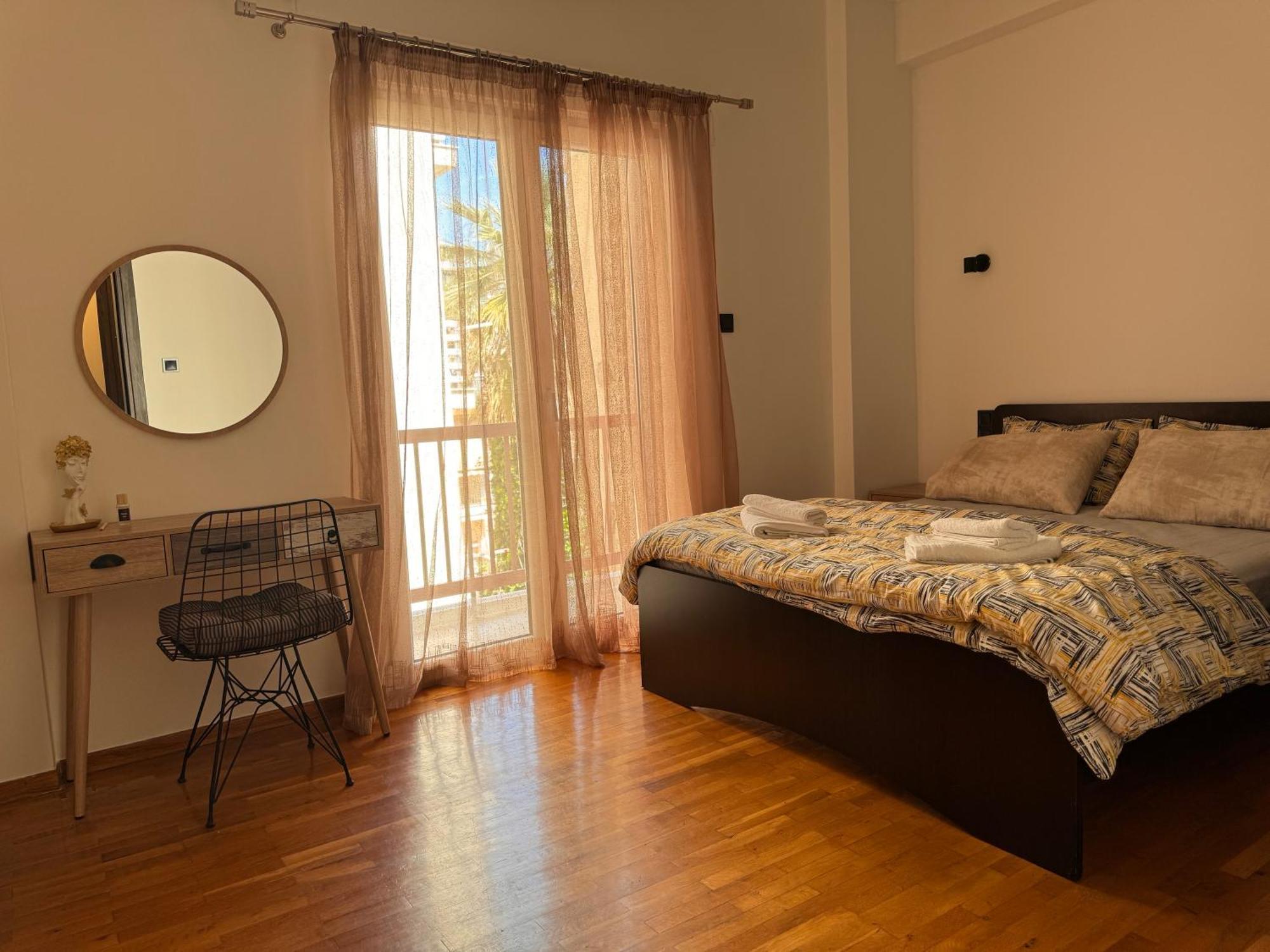 Navaro Apartments باترا المظهر الخارجي الصورة