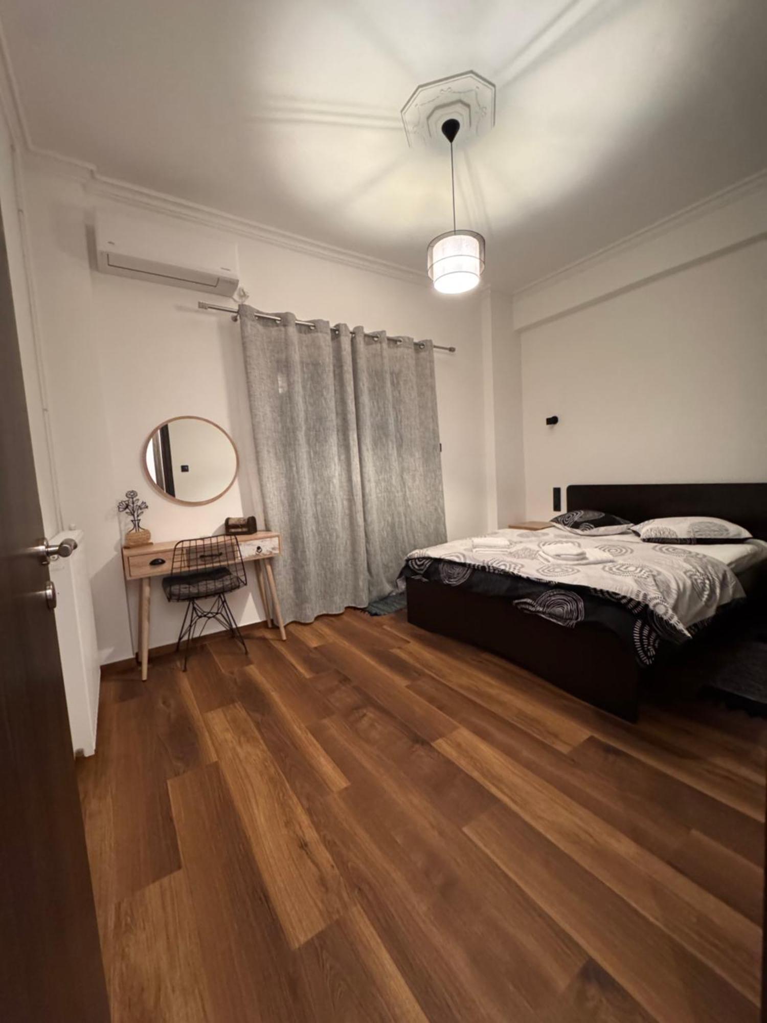 Navaro Apartments باترا المظهر الخارجي الصورة